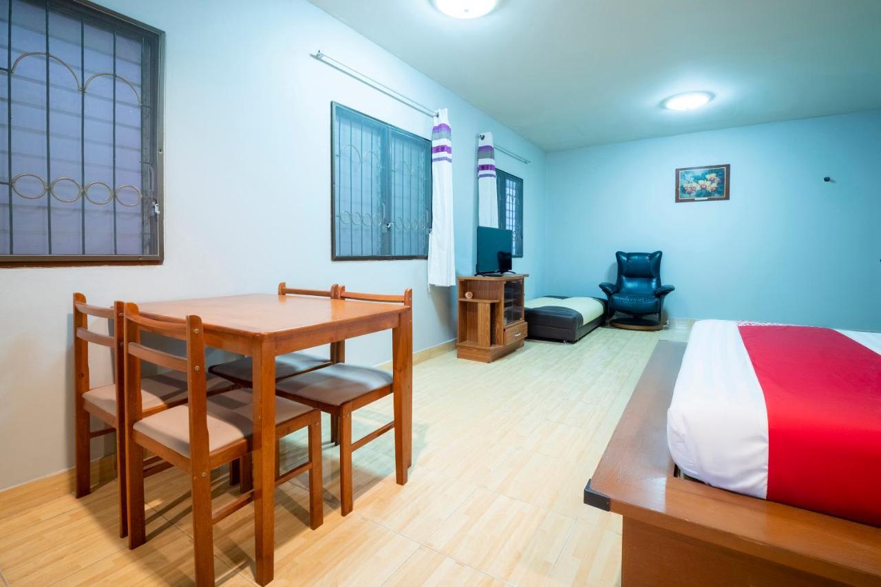 Oyo 663 Green Beach Room Pattaya Exterior foto
